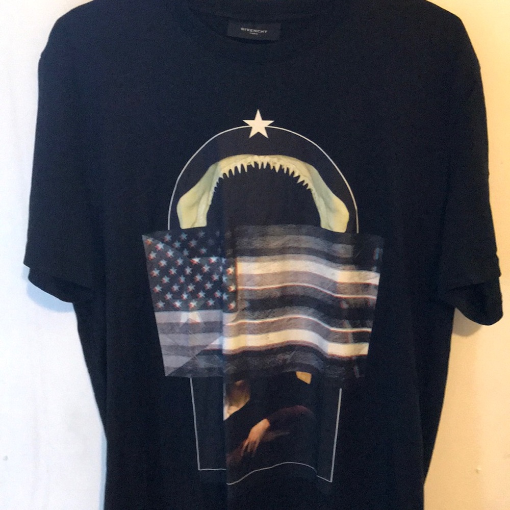 Givenchy Shark/Madonna t-shirt